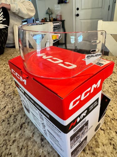 Bauer Pro Straight Visor Clear (Used)