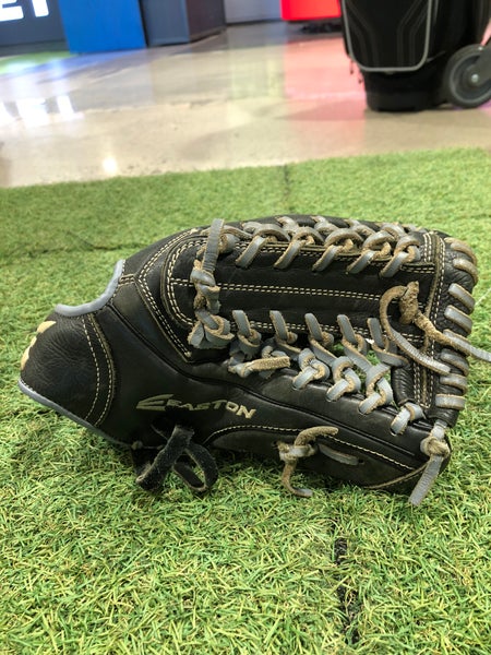 Easton Mako RH Infield Baseball Glove 11.5" (Used)