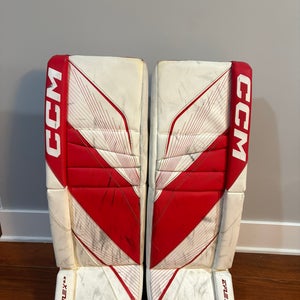 32+1 CCM EFlex 6.9 Goalie Leg Pads (Used)