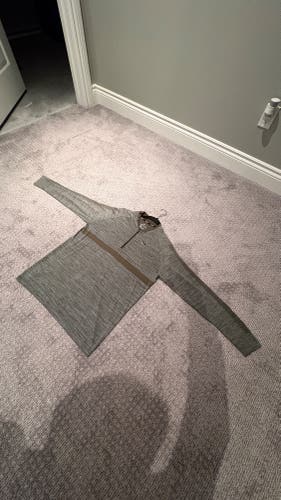 *NEW* Men’s Swamp Green DRI-FIT Long Sleeve Nike Golf Shirt - Medium