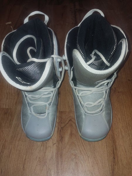 Women's 6Y (Big Kids / Youth) LTD Snowboard Boots