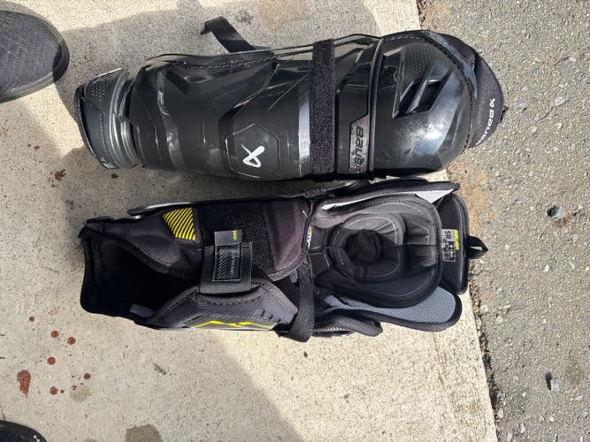 Senior Bauer Supreme M5 Pro 15" Shin Pads