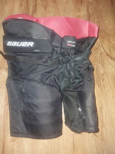 Junior Medium Bauer Hockey Pants (Used)