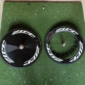 Zipp Speed Weaponry Wheelset: 808 Firecrest Front & 900 Carbon Disc Rear (Tubular)