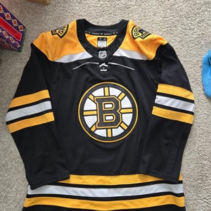 Boston Bruins Black Size 52 Men's Jersey (New)
