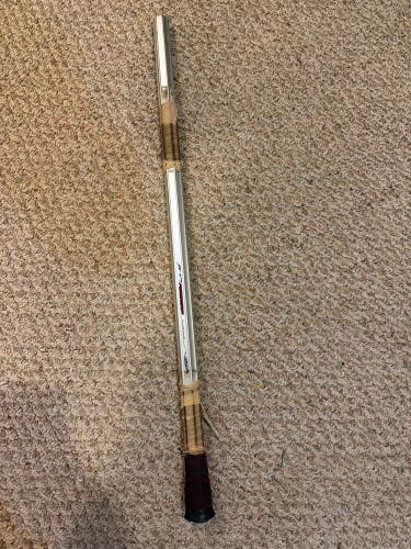 Brine F10 PowerGrip Aluminum Lacrosse Shaft - 30" Attack/Mid - Silver