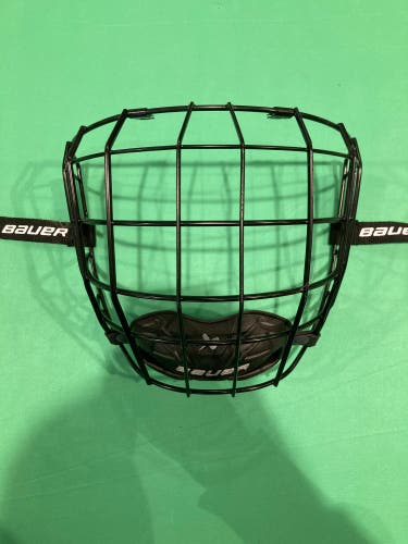 Senior Small Bauer True Vision Full Cage