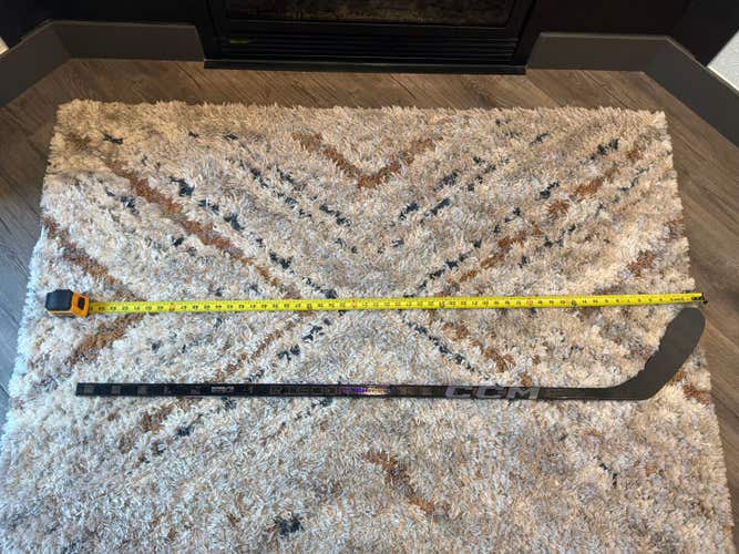 Junior CCM Ribcor Trigger 9 Pro Left Hand Hockey Stick P28 30 Flex (Used)