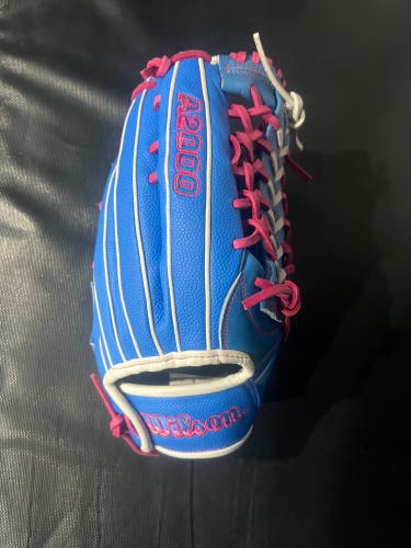 Wilson PF A2000 RH Outfield Baseball Glove 12.25" (New)