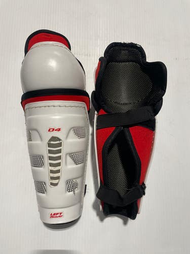 Used D4 Youth Shin Guards White 10" 11769-S000029358