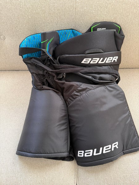 Junior Medium Bauer X Hockey Pants (Used)