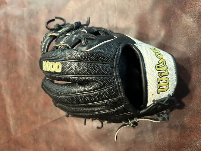 2025 Wilson A2000 RH Infield Baseball Glove 11.5" (New)