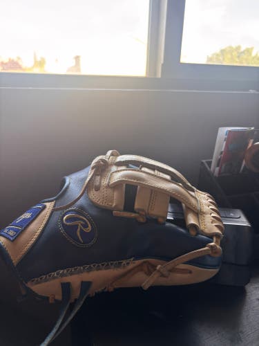 Rawlings Heart of the Hide RH Infield Baseball Glove 11.5" (Used)