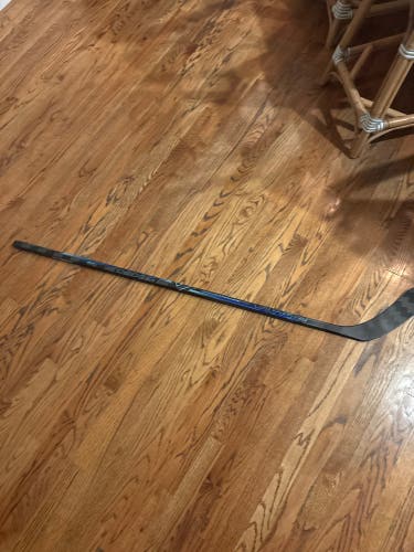 Junior CCM Vizion Left Hand Hockey Stick P29+1/4 50 Flex (New)