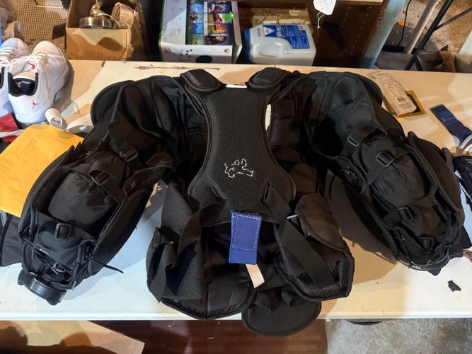 Medium 2025 Vaughn Vision 9500 Goalie Chest Protector Pro Stock (Used)