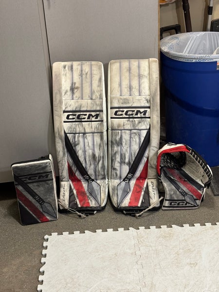 35" 2025 CCM EFlex 7 Regular Goalie Full Set Pro Stock (Used)