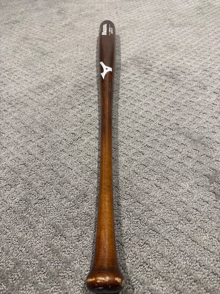 2015 Mizuno MZM271 Maple BBCOR Certified Bat (-3) 33" (Used)