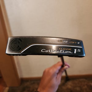 Cleveland Golf Classic Collection 1.5 Putter 17-4 340G RH Original Grip 35”
