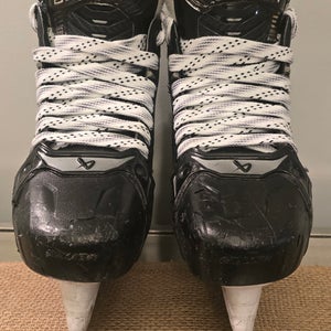 Black 2025 Bauer Supreme Shadow Hockey Skates Regular Width Size 5 (Used)