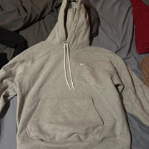 Gray Men's Medium Nike Sweatshirt (New)