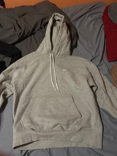Gray Men's Medium Nike Sweatshirt (New)