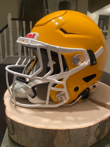 ADULT Medium Riddell SpeedFlex Helmet w/ Upgraded facemask