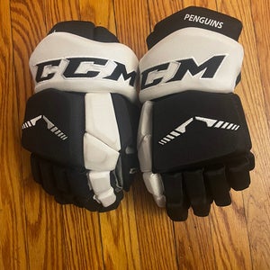 CCM HGTKPP Pro Stock Gloves 13" Penguins (Used)
