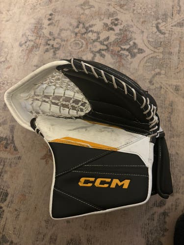 CCM Axis A2.9 Regular (Used)