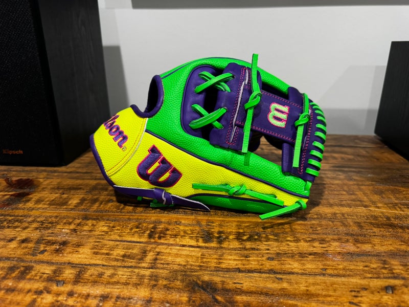 Wilson A2000 1975 RH Infield Baseball Glove 11.75" (New)