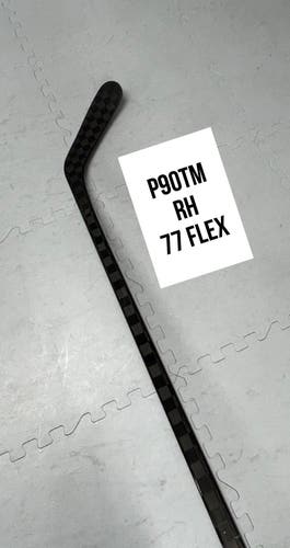 Senior(1x)Right P90TM 77 Flex ProBlackStock™ Unbranded Blackouts Pro Stock Nexus Hockey Sticks