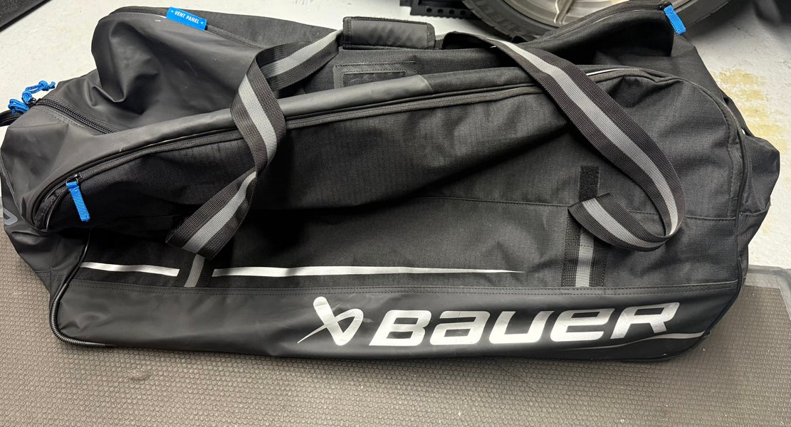 Bauer Premium Wheeled Goalie Equipment Bag(used)