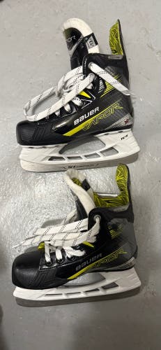 Bauer Vapor Hockey Skates 13.5 (Used)