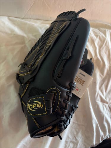 Brand New Size 13 Franklin RTP Field master Series Softball Glove. Black.
