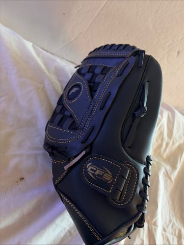 Brand New 14 Franklin Field masters Series Softball Glove. Black