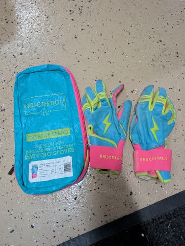 Adult small Bruce Bolt long cuff Batting Gloves (Used)