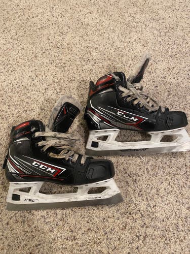 2019 CCM JetSpeed FT480 Hockey Goalie Skates Regular Width Size 5 (Used)