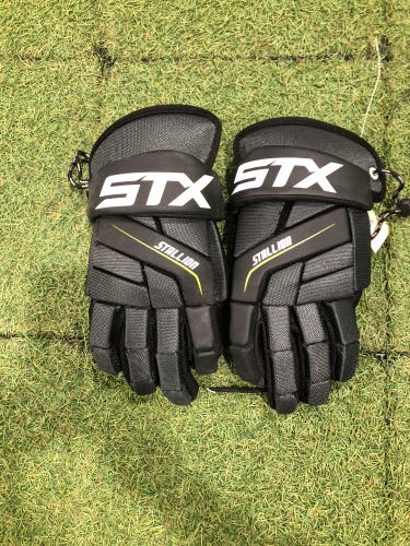 STX Stallion 200 Lacrosse Gloves (Used)