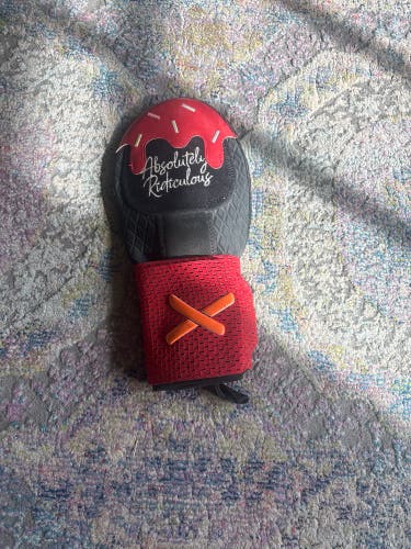 Absolutely ridiculous Sliding Mitt (Used)