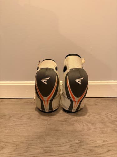Junior Large Easton M3 Elbow Pads (Used)