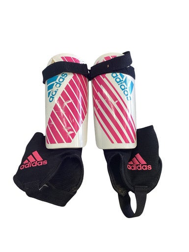 Used Adidas Soccer Shin Guards Youth White SM 11760-S000089448