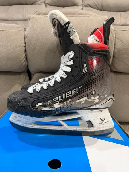 Bauer Vapor X5 Pro Skates - Size 5 Fit 3 + 2 Extra Sets Bladetech Steel ($300 value)