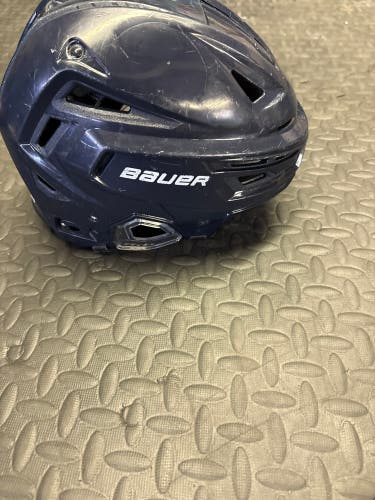 Large Bauer Re-Akt 150 Helmet (Used)
