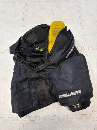 Junior XL Bauer Supreme TotalOne MX3 Hockey Pants (Used)