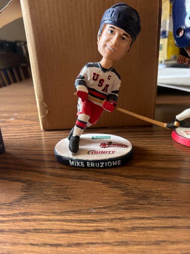 USA 1980 hockey team Captain Mike Eruzione bobble head
