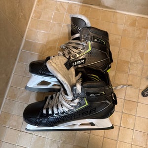 2021 Bauer Elite Hockey Goalie Skates Regular Width 9.5 (Used)
