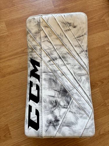 CCM EFlex 5 Regular Pro Stock (Used)