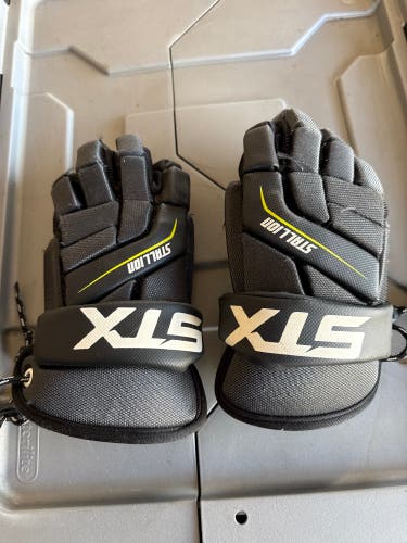 STX Stallion 200 Lacrosse Gloves (Used)