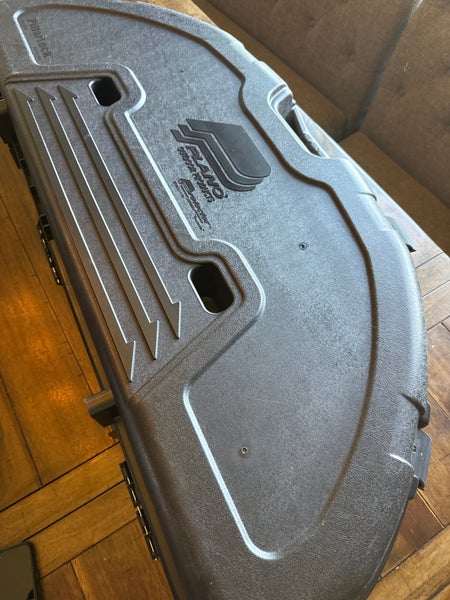 Genisis youth bow left handed