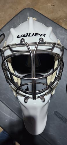 Senior Large Bauer 950 Goalie Mask (New)