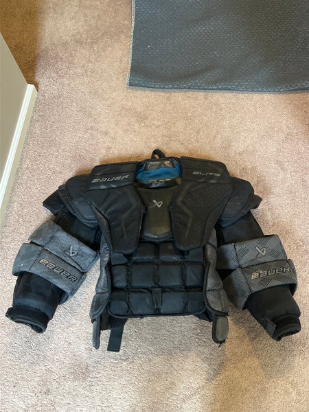 Small 2023 Bauer Elite Goalie Chest Protector (Used)
